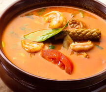 Суп Том Ям с морепродуктами