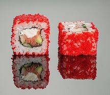 Калифорния с лососем M