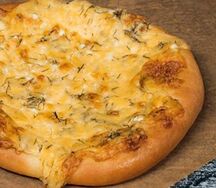 Лепешка с зеленью и творогом