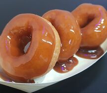 Пончики с карамелью