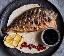 Дорадо на мангале