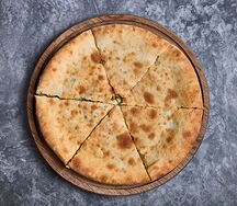 Хачапури со шпинатом и сыром