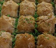 Турецкая пахлава с грецкими орехами
