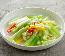 Сельдерей с кешью