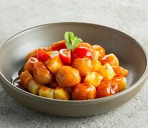 Свинина с ананасом в кисло-сладком соусе