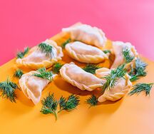 Вареники с натуральным творогом и зеленью