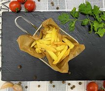 Обжаренный картофель фри