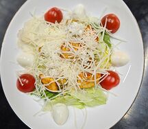 Цезарь с курицей