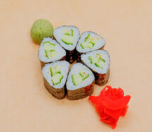 Ролл с огурцом 6 шт