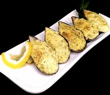 Мидии с чесноком и сыром