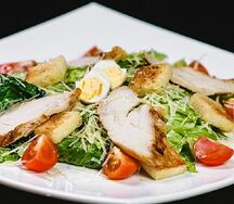 Цезарь с курицей