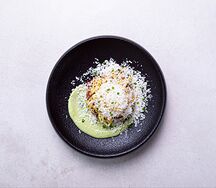 Тартар из говядины с щавелевым айоли