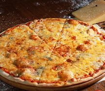 Пицца Четыре сыра 