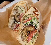 Буррито с фалафелем