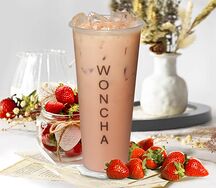 Молочный жасминовый чай с клубникой