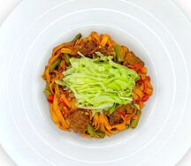 Лапша Удон с говядиной и овощами