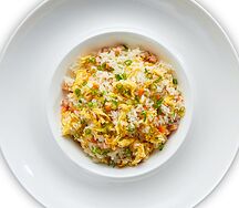 Рис с ветчиной и яйцом