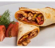 Буррито острый со свининой или курицей