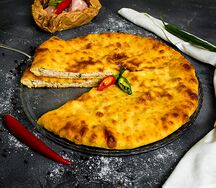 Пирог с курицей с сыром и грибами