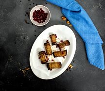Рулетики из баклажанов с ореховой начинкой