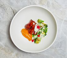 Треска конфи с морковным пюре и брокколи