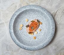 Паштет из гуся с чатни из айвы