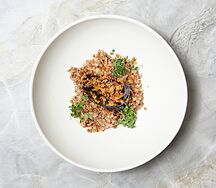 Томленая щека с гречневой кашей