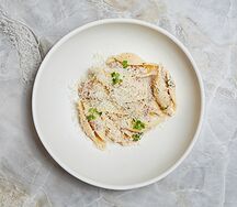 Конкильони по-флотски с мраморным бычком