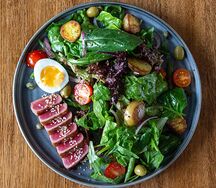 Нисуаз с розовым тунцом