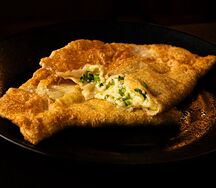 Чебурек с сыром и зеленью 