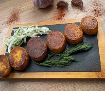 Картофель дольками на углях