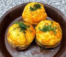 Жареный сулугуни с грибами