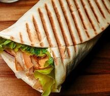 Шаурма Вегетарианская и Цезарь Вегетариано и Детокс-напиток Овощная энергия