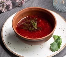 Борщ фирменный с говядиной 