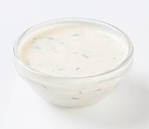 Сметана с зеленью и чесноком 