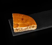 Четверть пирога с капустой