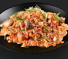 Вьетнамский рис с цыпленком и ананасом