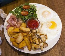 Английский завтрак с беконом