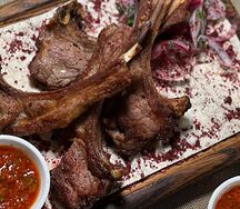 Каре ягненка на мангале