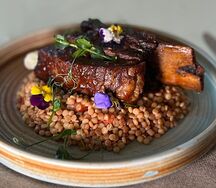 Томленые говяжья ребра