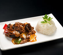 Говядина по-сычуаньски и рис 