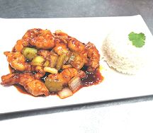 Жареные креветки гунбао и рис