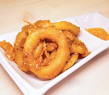 Жареные кольца кальмара