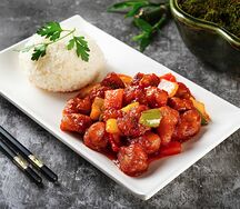 Жареная свинина с ананасом и рис