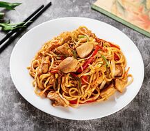 Вок с курицей