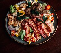 Салат с тремя видами мяса