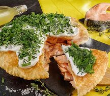 Чебурек-пирог с красной рыбой