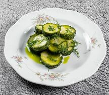 Малосольные огурцы