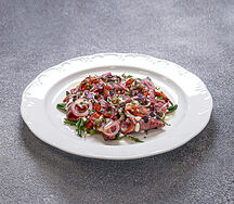 Домашний пастрами с соусом из хрена