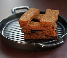 Гренки чесночные